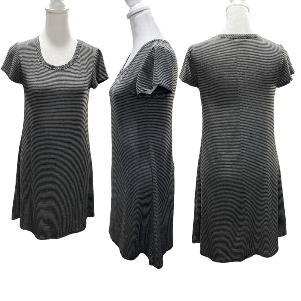 Olivia Rae Gray & Black Striped Short Sleeve Pullover Mini Dress Size Small
